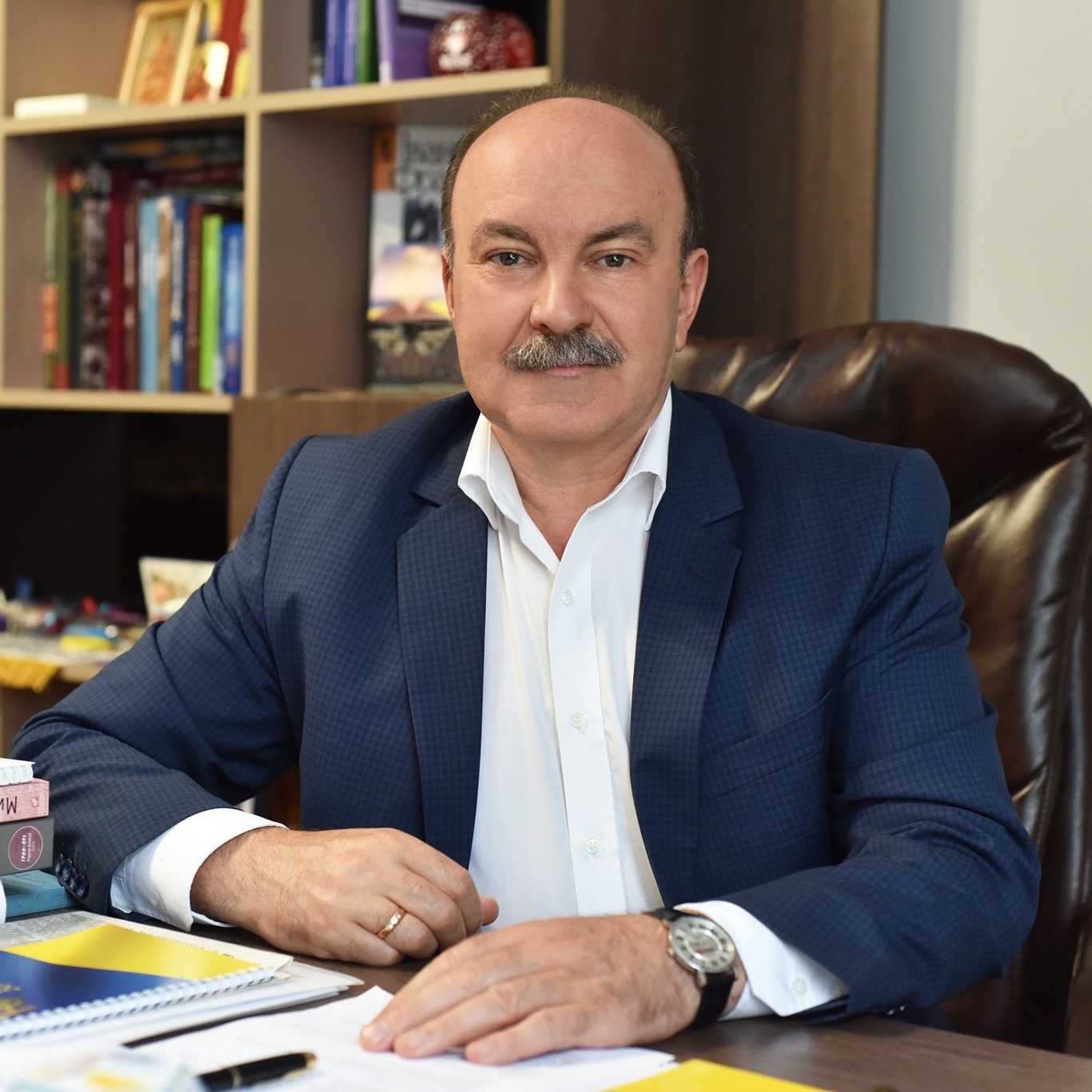 МИХАЙЛО ЦИМБАЛЮК: ВІТАННЯ З ДНЕМ НЕЗАЛЕЖНОСТІ УКРАЇНИ!