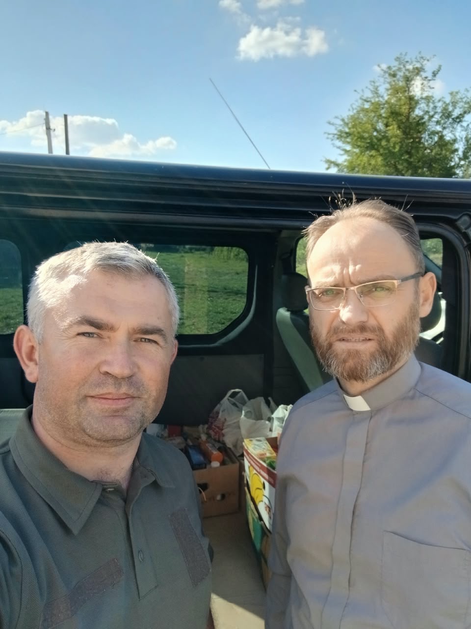 ВІЙСЬКОВИМ СЛІД ПІДСТАВЛЯТИ ПЛЕЧЕ