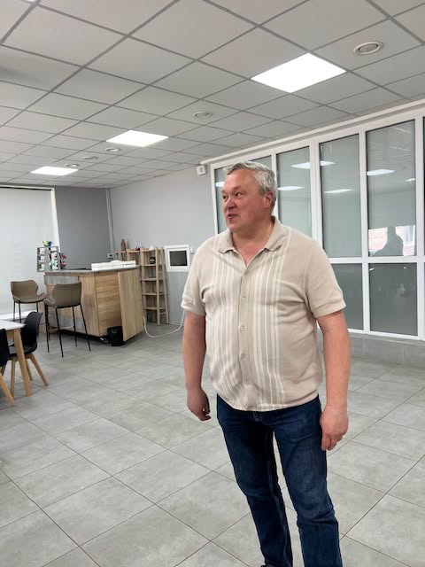 РЕАЛІЗУЙ СЕБЕ В ТОМУ, ЩО ПОСТАЄ В МРІЯХ