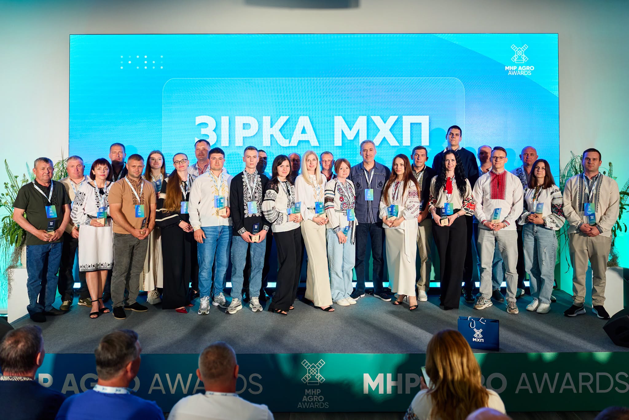 ЕФЕКТИВНІСТЬ, ІННОВАЦІЇ ТА ЛЮДИ: ЯК МХП РОЗВИВАЄ АГРОБІЗНЕС