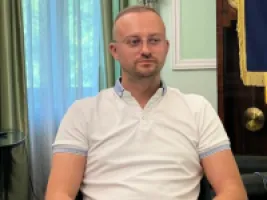 ЗІНОВІЙ РІВНЯК ПРОТИ КОРУПЦІЇ, СХЕМ, МЕРТВИХ ДУШ…